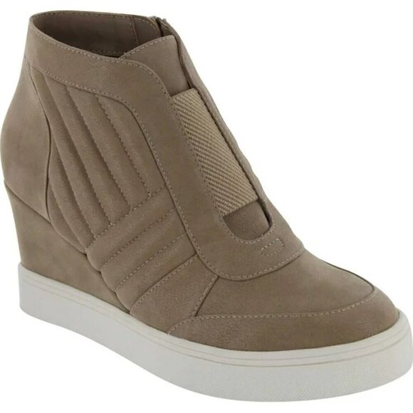 NWOT - Women's Mia Kaleb Wedge Heel Bootie Stone Vegan Suede - Size 9.5M - Picture 13 of 16